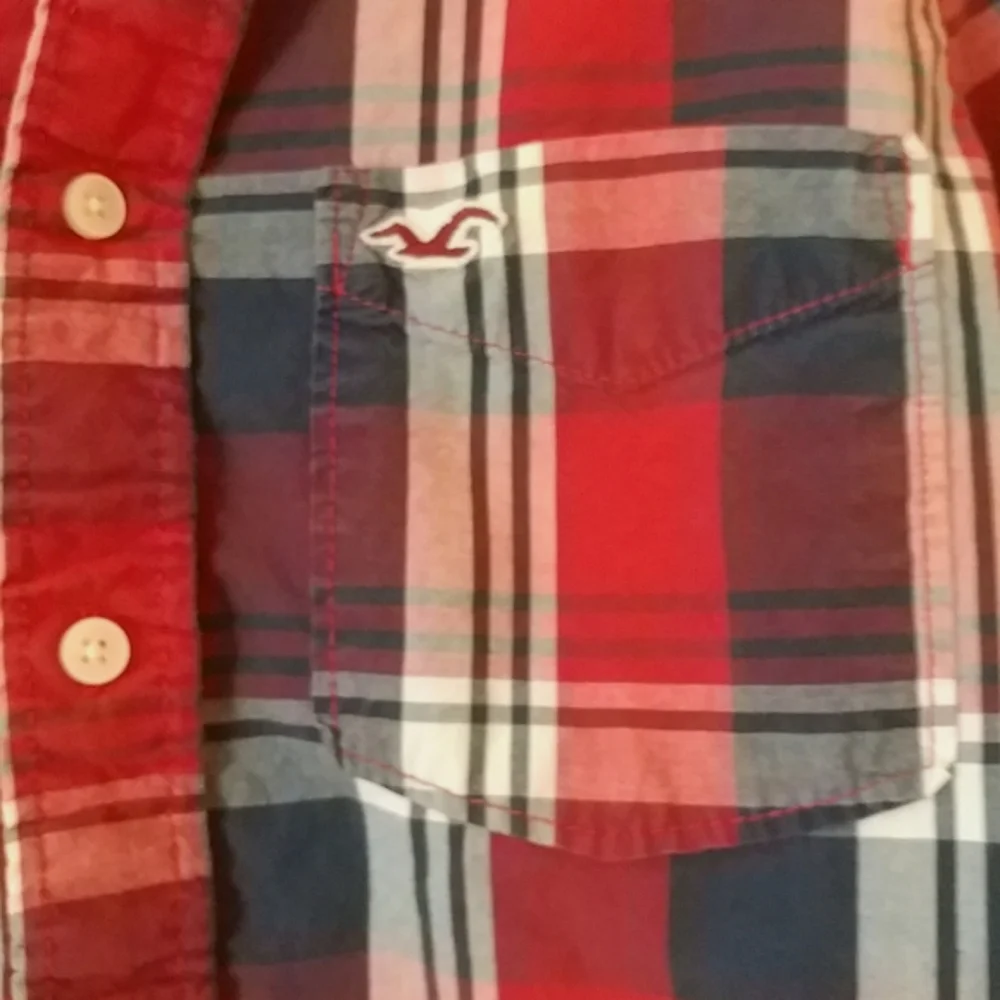 HOLLISTER Young Men's Red, White & Blue Plaid Long Sleeve Shirt XL
